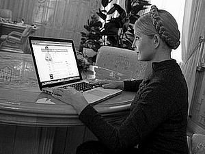 Тимошенко закликає об’єднувати країну у Twitter і Facebook Тимошенко закликає об’єднувати країну у Twitter і Facebook