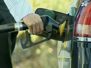 Автоматизована заправка - мінімізує втрату бензину Автоматизована заправка - мінімізує втрату бензину