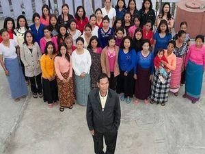 Голова сімейства має 39 жінок Голова сімейства має 39 жінок