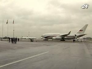 Україна евакуює своїх громадян з Лівії, але пізніше Україна евакуює своїх громадян з Лівії, але пізніше