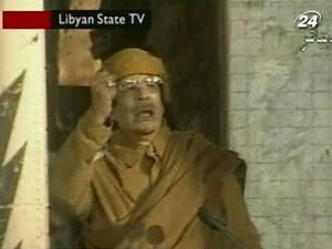 Каддафі заявив, що готовий померти, але країну не залишить Каддафі заявив, що готовий померти, але країну не залишить