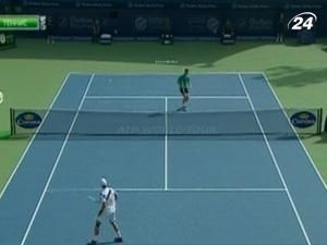 Новак Джоковіч переграв француза Мікаеля Ллодра Новак Джоковіч переграв француза Мікаеля Ллодра