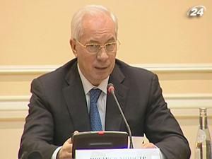 Азаров: доходи українців збільшилися Азаров: доходи українців збільшилися