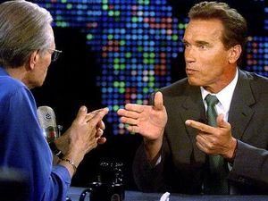 Ларрі Кінг розпочинає турне Америкою Ларрі Кінг розпочинає турне Америкою