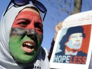 Події у Лівії сколихнули ринок нафти Події у Лівії сколихнули ринок нафти