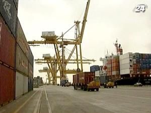 Обсяги світової торгівлі досягли докризового рівня Обсяги світової торгівлі досягли докризового рівня