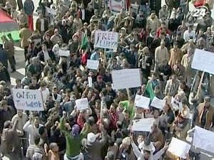 Лівія на порозі кровопролитної громадянської війни Лівія на порозі кровопролитної громадянської війни