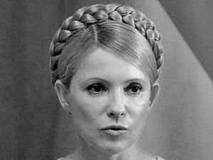 Тимошенко: Давайте Януковичу свічку поставимо, нехай живе довго Тимошенко: Давайте Януковичу свічку поставимо, нехай живе довго