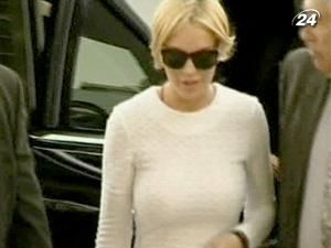 Викрасти намисто з ювелірної крамниці Ліндсі Лохан допоміг спільник Викрасти намисто з ювелірної крамниці Ліндсі Лохан допоміг спільник