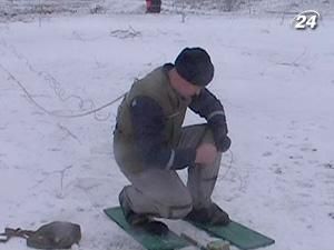 Піротехніки тренувалися ліквідовувати затори на льоду Піротехніки тренувалися ліквідовувати затори на льоду