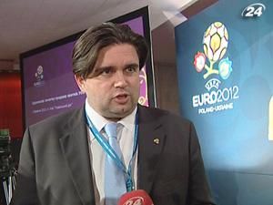 Володарів квитків на Євро-2012 обере жереб Володарів квитків на Євро-2012 обере жереб