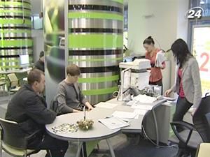 Депозитні портфелі фізосіб у банках збільшуються Депозитні портфелі фізосіб у банках збільшуються