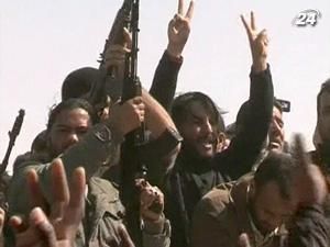 Повстанцям вдалося відтіснити урядові війська від міста Брега Повстанцям вдалося відтіснити урядові війська від міста Брега