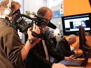 У Німеччині представили комп’ютер, який керується поглядом У Німеччині представили комп’ютер, який керується поглядом