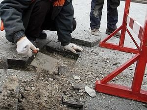 У справі про пошкодження плитки на Майдані пред’явили звинувачення У справі про пошкодження плитки на Майдані пред’явили звинувачення