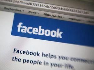 Facebook звинувачують в розлученнях Facebook звинувачують в розлученнях