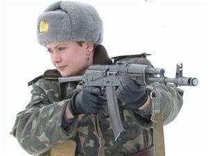 Більше 50 тисяч жінок служать у Збройних силах України 
