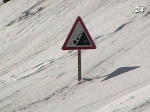 У МНС попереджають про сходження лавин у Карпатах