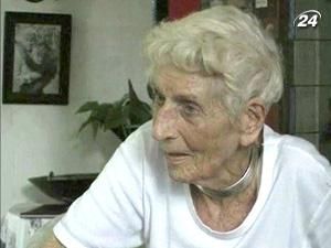 Німкеня останні 50 років мешкає серед орангутангів у зоопарку Німкеня останні 50 років мешкає серед орангутангів у зоопарку