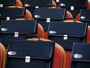 Янукович ліквідував близько 700 посад Янукович ліквідував близько 700 посад