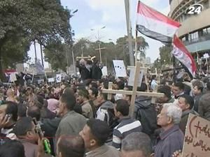 У Каїрі в результаті зіткнень загинули щонайменше 10 осіб