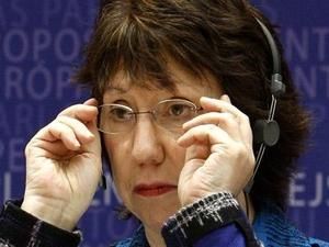 Кетрін Ештон не хоче зустрічатись з представниками Каддафі Кетрін Ештон не хоче зустрічатись з представниками Каддафі