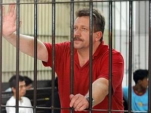 Останній літак у Віктора Бута купував екс-мер Москви Юрій Лужков Останній літак у Віктора Бута купував екс-мер Москви Юрій Лужков