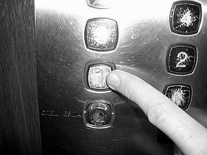 Полковник СБУ помер через переляк Полковник СБУ помер через переляк