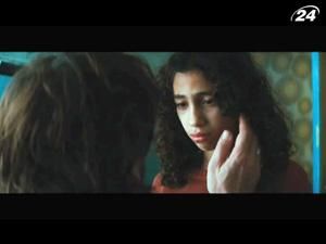 "Бьютіфул": турбота про родину лягає на плечі батька-одинака "Бьютіфул": турбота про родину лягає на плечі батька-одинака