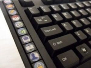 Для Facebook випустили спеціальну клавіатуру Для Facebook випустили спеціальну клавіатуру