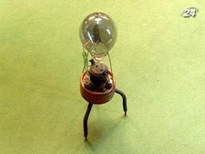 Колекціонер радіоламп розповідає як колись жили без мобільних та телевізорів Колекціонер радіоламп розповідає як колись жили без мобільних та телевізорів