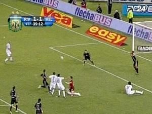 "Рівер Плейт" зазнав першої поразки в чемпіонаті - 14 березня 2011 - Телеканал новин 24 "Рівер Плейт" зазнав першої поразки в чемпіонаті - 14 березня 2011 - Телеканал новин 24