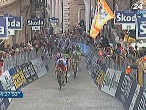 Кейдел Эванс, выиграв шестой этап, закрепил собственное лидерство Кейдел Эванс, выиграв шестой этап, закрепил собственное лидерство