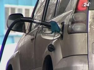 АМКУ перенес объявление решения по повышению цен на бензин 