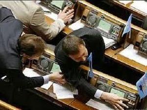 В четверг Рада может принять голосование с помощью сенсорной кнопкии В четверг Рада может принять голосование с помощью сенсорной кнопкии