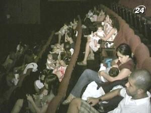 На сеанси "Кіно для мам" можна приходити з немовлятами На сеанси "Кіно для мам" можна приходити з немовлятами