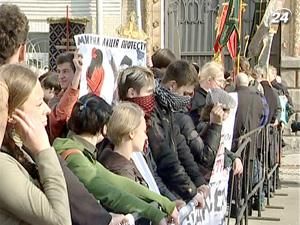 Акции протеста за отставку Могилева продолжаются