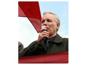 Львовщина: неизвестные отбили голову памятнику воинам-освободителям Львовщина: неизвестные отбили голову памятнику воинам-освободителям