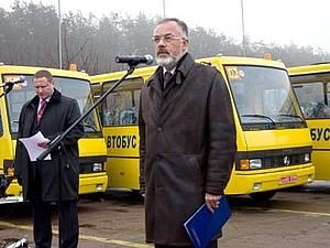 Табачник розповів про головне досягнення Міносвіти в 2010 році Табачник розповів про головне досягнення Міносвіти в 2010 році