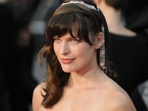 Міла Йовович відвідає Україну Міла Йовович відвідає Україну