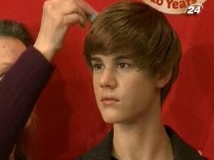 Джастин Бибер получил восковую копию в музее мадам Тюссо Джастин Бибер получил восковую копию в музее мадам Тюссо