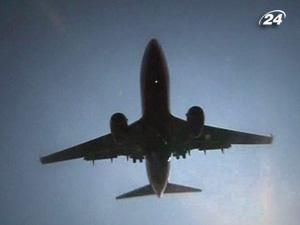 Ежегодно в мире происходят десятки авиаинцидентов, причиной которых являются птицы Ежегодно в мире происходят десятки авиаинцидентов, причиной которых являются птицы