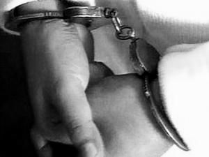 На Дніпропетровщині затримали слідчого під час отримання 400 тисяч гривень хабаря На Дніпропетровщині затримали слідчого під час отримання 400 тисяч гривень хабаря