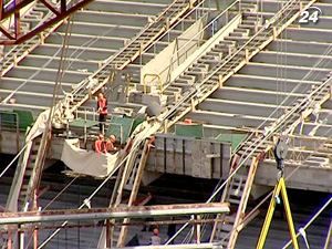 На "Олимпийском" начинают возводить вантовое укрытие На "Олимпийском" начинают возводить вантовое укрытие