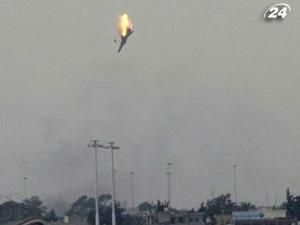 Поблизу міста Бенгазі тривають бойові дії Поблизу міста Бенгазі тривають бойові дії