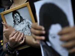 Отец Джексона: Майкла убили в результате заговора Отец Джексона: Майкла убили в результате заговора