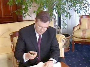 Янукович подчеркнул необходимость защиты гражданского населения Ливии Янукович подчеркнул необходимость защиты гражданского населения Ливии