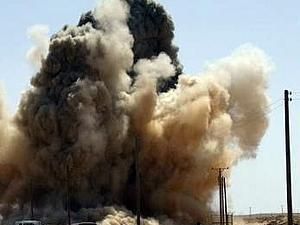 Авіація міжнародних сил повністю зруйнувала резиденцію Каддафі (ФОТО)
