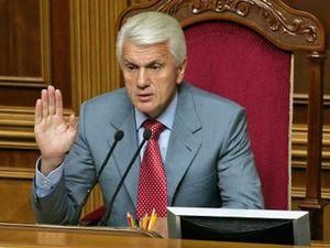 Політолог: Литвин буде триматися за своє крісло до кінця Політолог: Литвин буде триматися за своє крісло до кінця