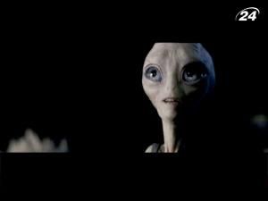 "Прибулець Павло": двоє друзів з Англії натрапляють на справжнього прибульця "Прибулець Павло": двоє друзів з Англії натрапляють на справжнього прибульця